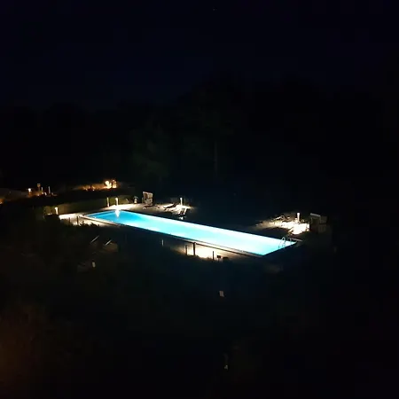 Gardensuite アパート ビンツ